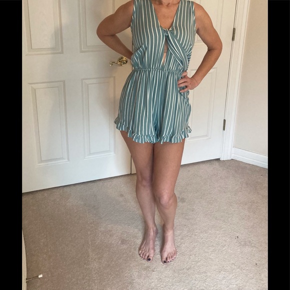 Romper - Picture 3 of 12